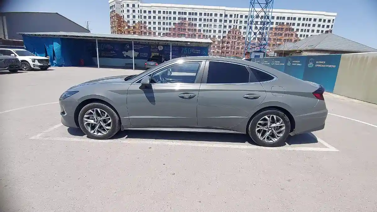 Hyundai Sonata 2022 года за 12 000 000 тг. в Шымкент