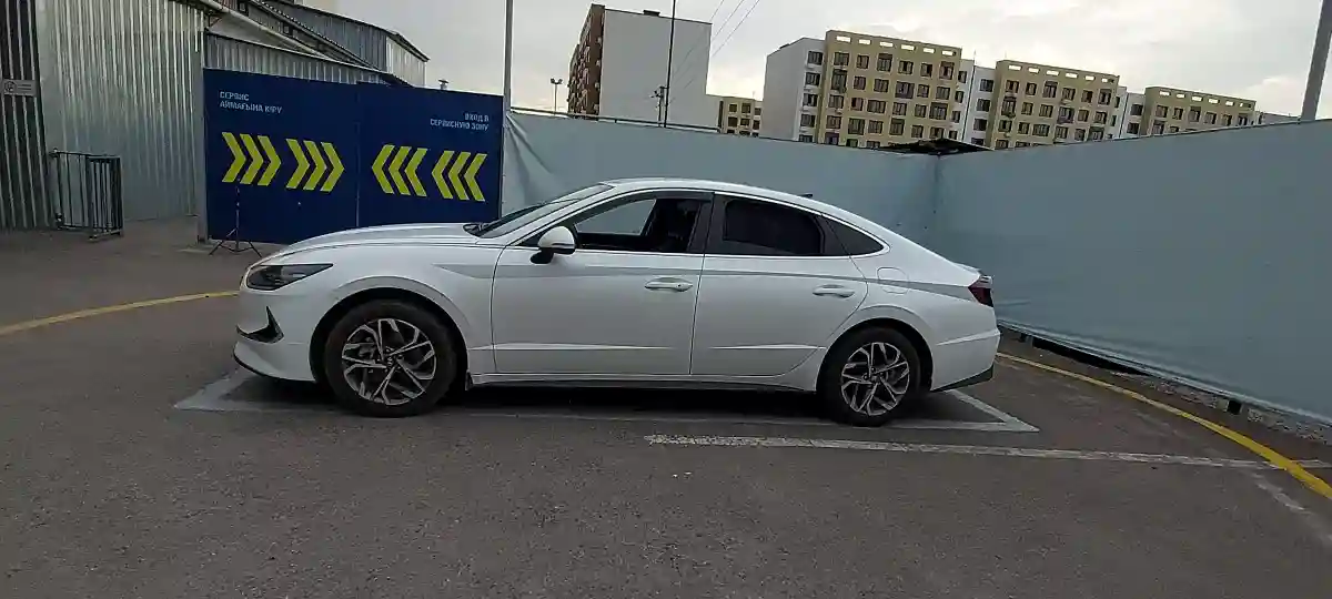 Hyundai Sonata 2022 года за 12 000 000 тг. в Алматы