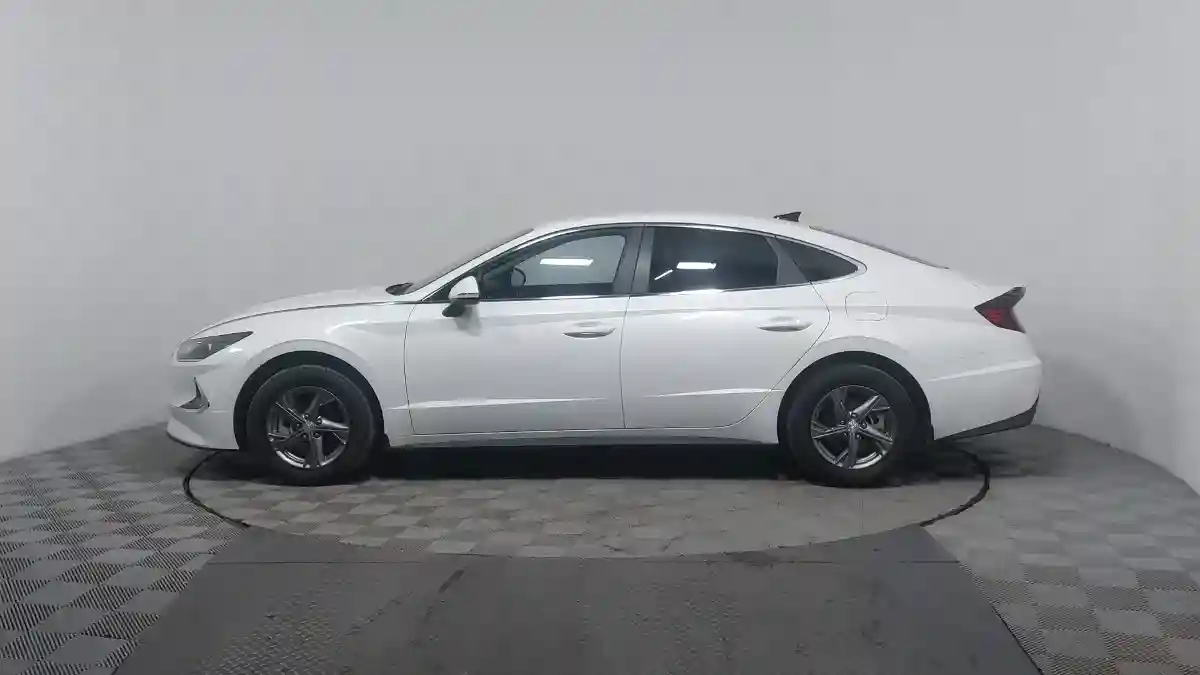 Hyundai Sonata 2022 года за 11 290 000 тг. в Астана