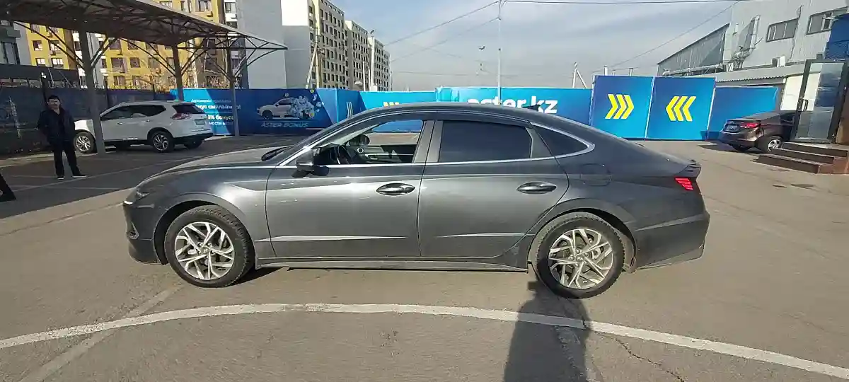 Hyundai Sonata 2022 года за 12 500 000 тг. в Алматы