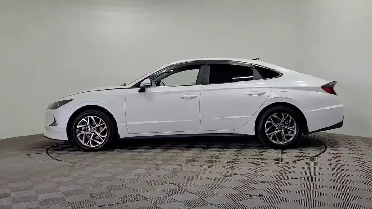 Hyundai Sonata 2022 года за 10 800 000 тг. в Алматы