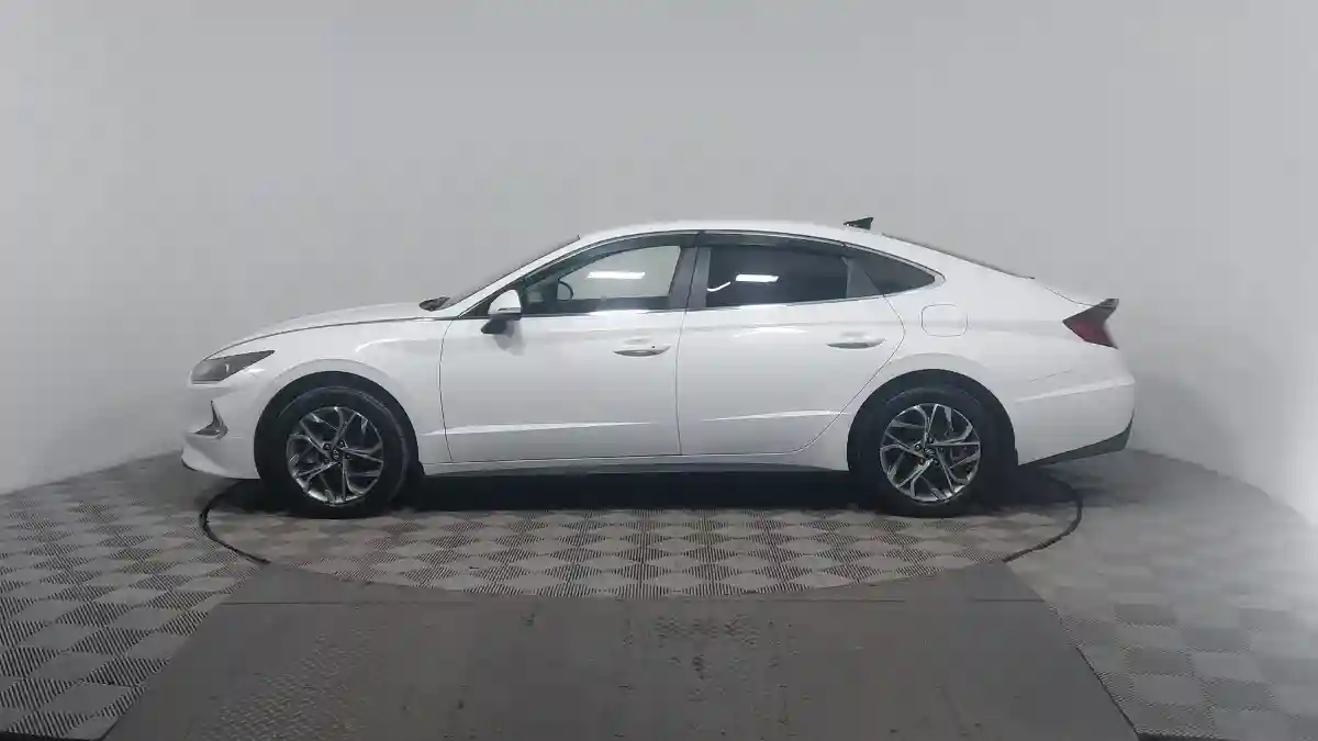 Hyundai Sonata 2022 года за 11 250 000 тг. в Астана
