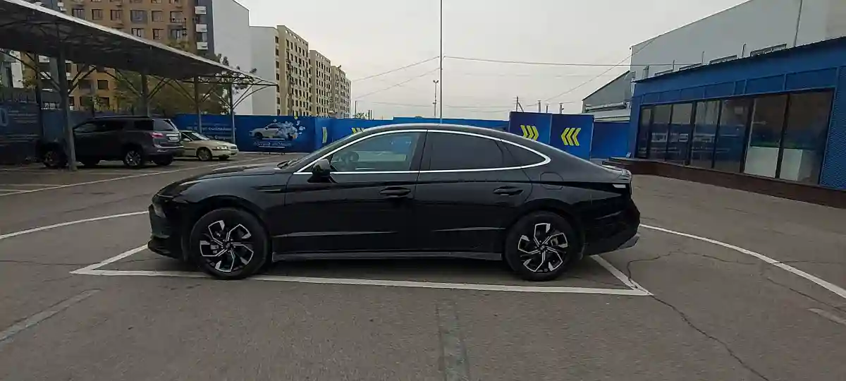 Hyundai Sonata 2023 года за 13 500 000 тг. в Алматы