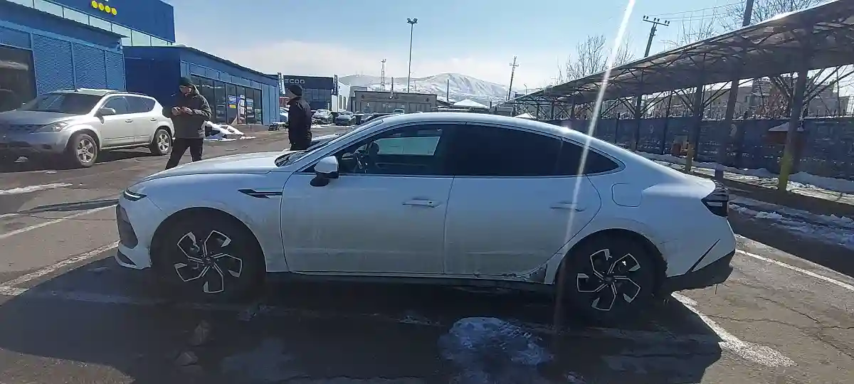Hyundai Sonata 2023 года за 13 500 000 тг. в Алматы