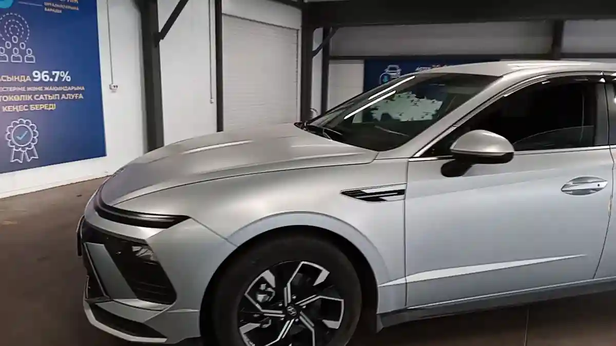 Hyundai Sonata 2024 года за 13 500 000 тг. в Астана