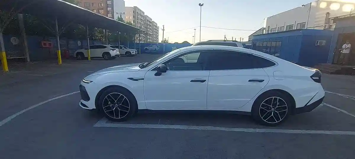 Hyundai Sonata 2024 года за 13 500 000 тг. в Алматы