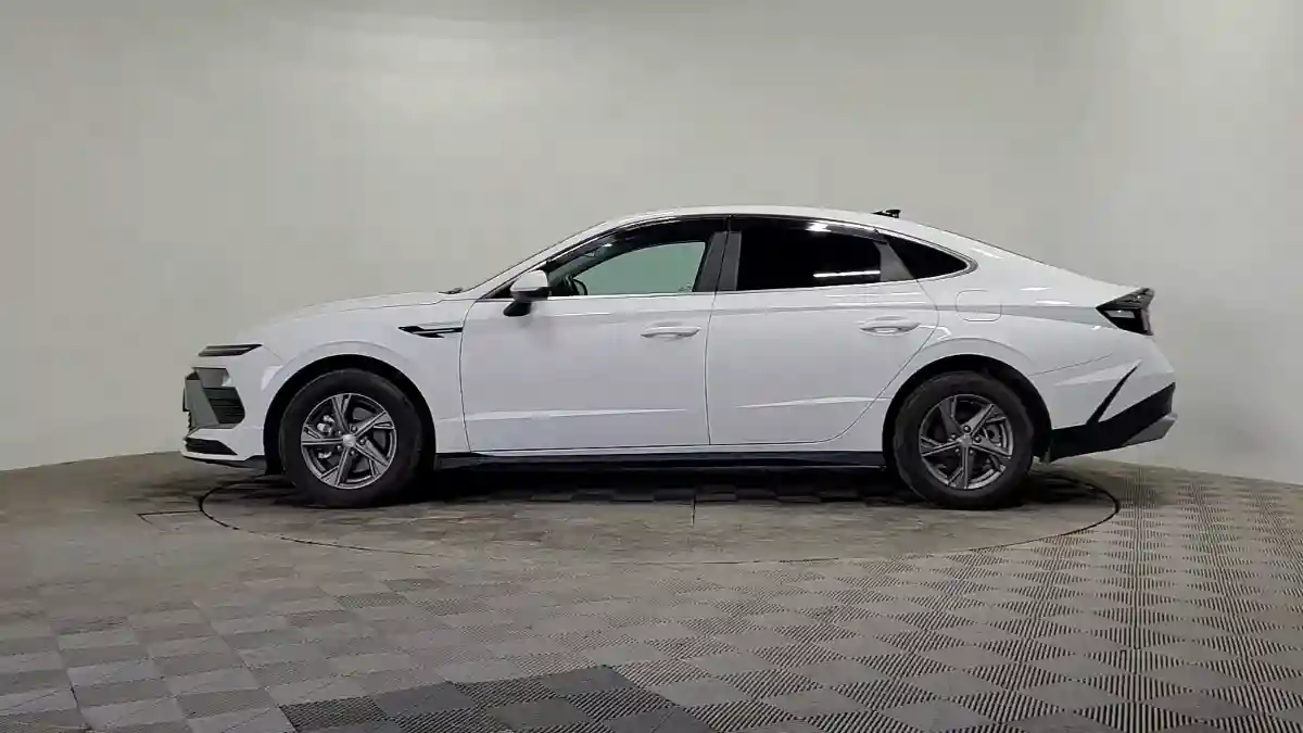 Hyundai Sonata 2024 года за 13 600 000 тг. в Алматы