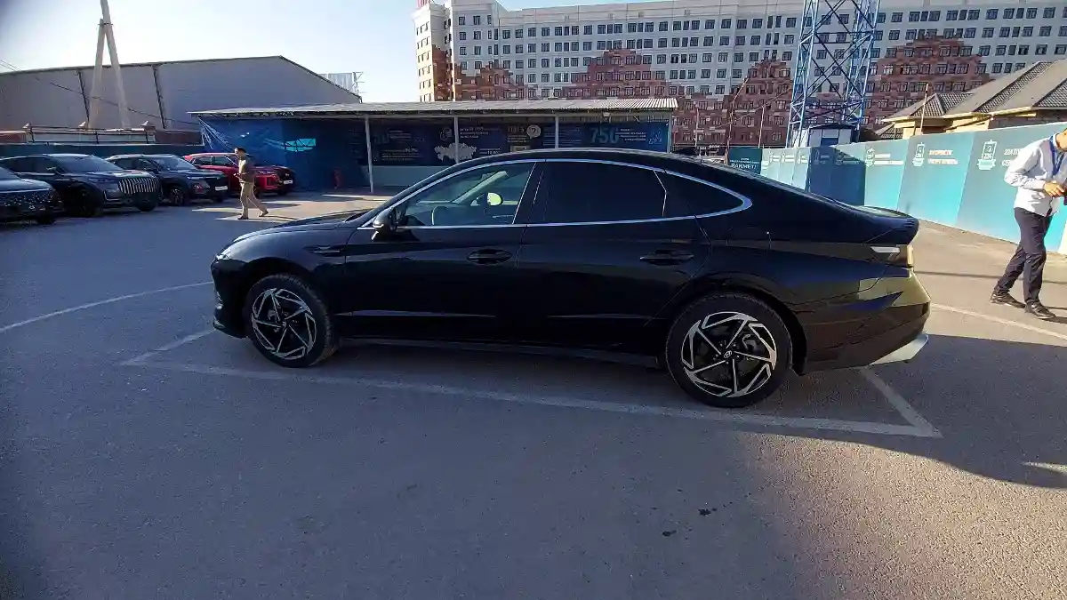 Hyundai Sonata 2024 года за 13 100 000 тг. в Шымкент