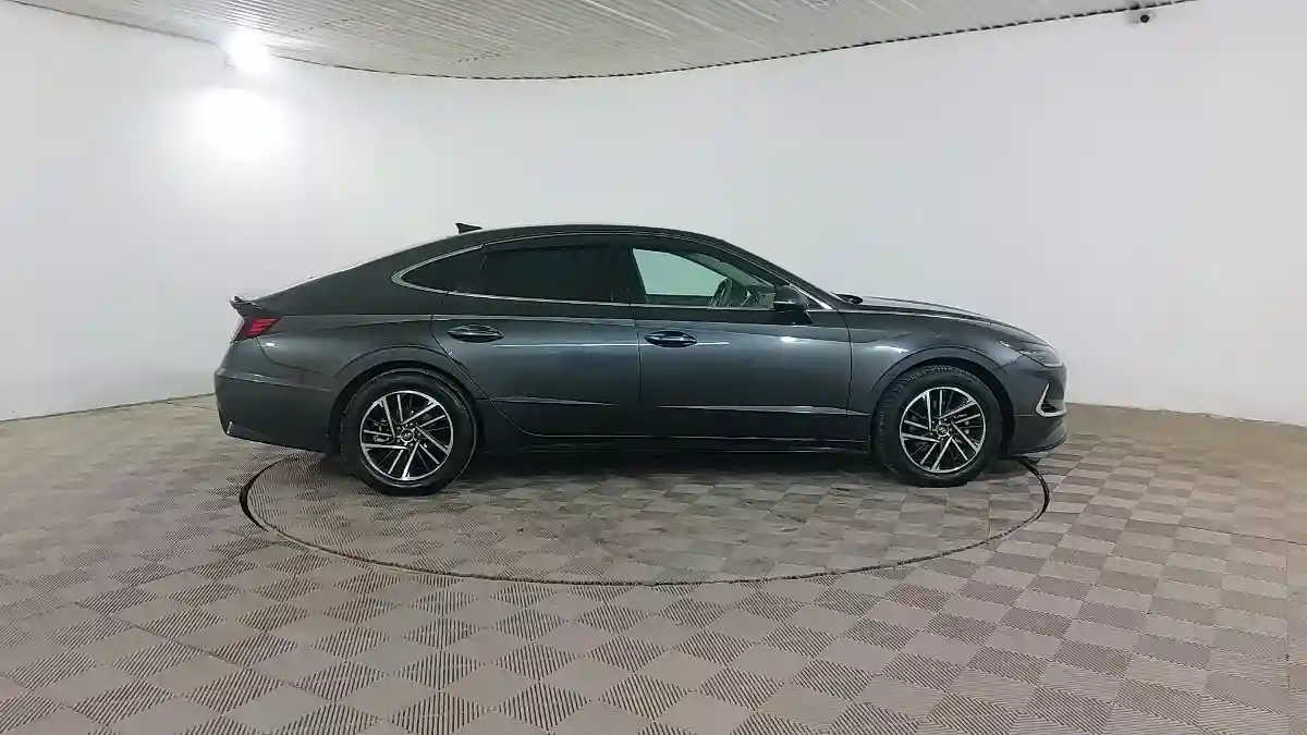 Hyundai Sonata 2020 года за 11 590 000 тг. в Шымкент