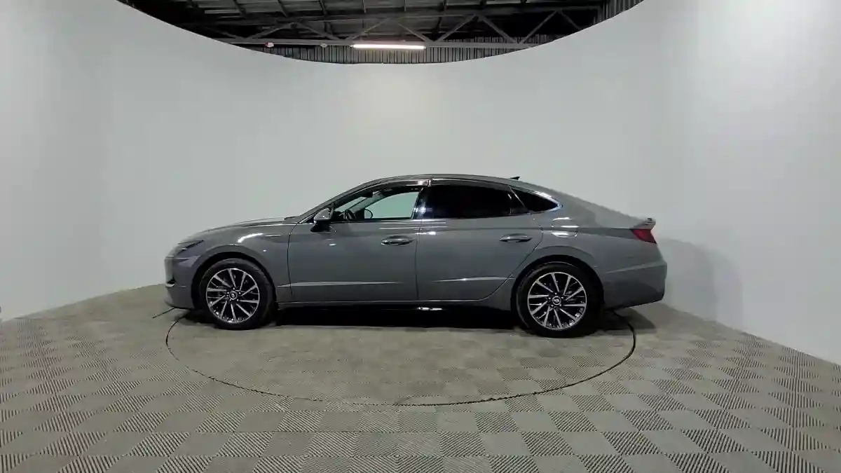 Hyundai Sonata 2021 года за 14 250 000 тг. в Алматы