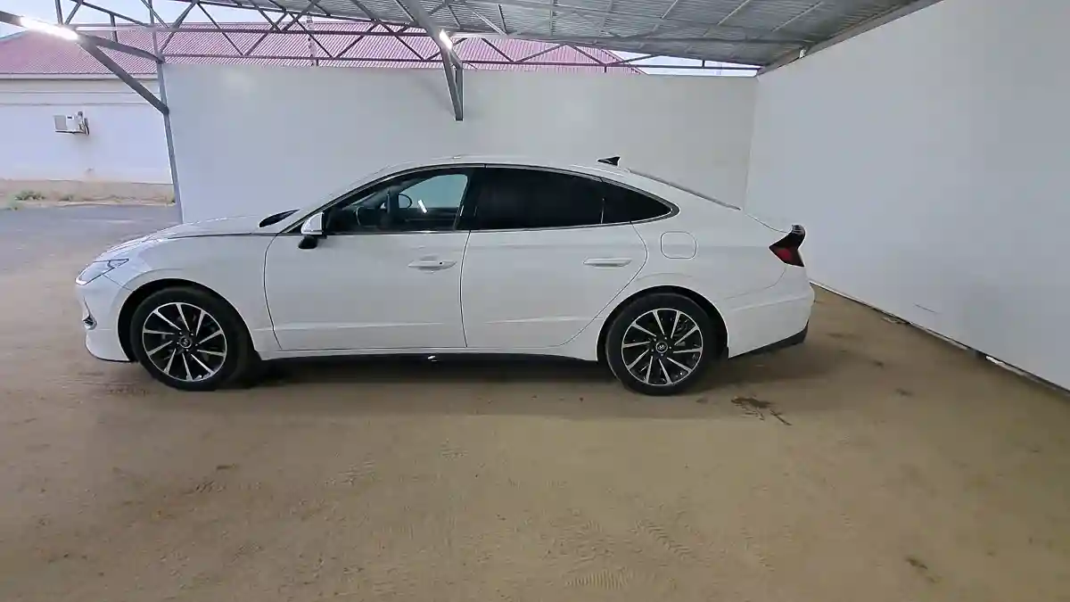 Hyundai Sonata 2021 года за 12 990 000 тг. в Кызылорда