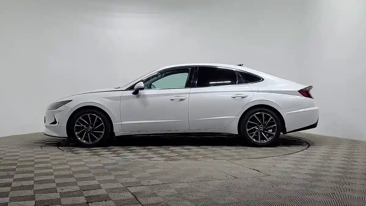 Hyundai Sonata 2021 года за 12 590 000 тг. в Алматы