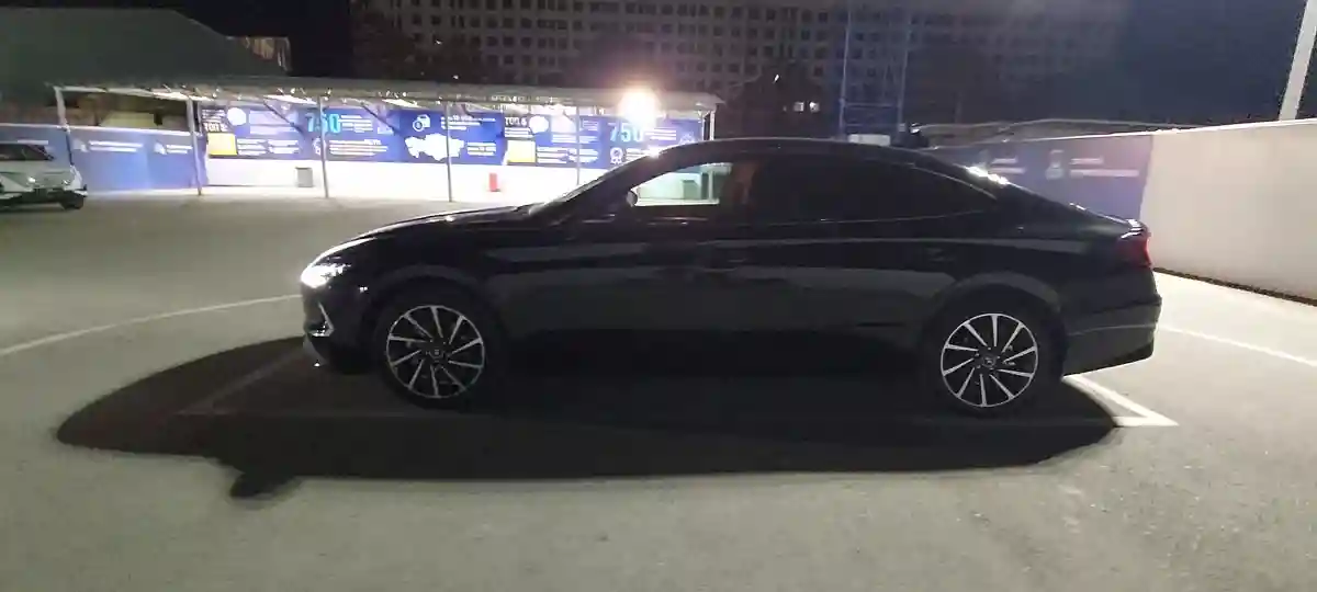 Hyundai Sonata 2021 года за 13 700 000 тг. в Шымкент