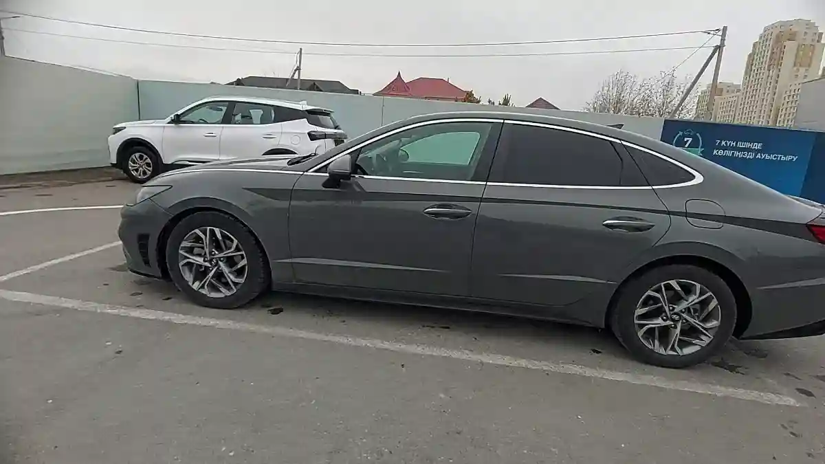 Hyundai Sonata 2021 года за 13 500 000 тг. в Шымкент
