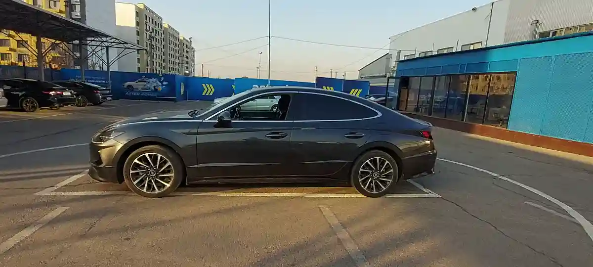 Hyundai Sonata 2022 года за 11 500 000 тг. в Алматы