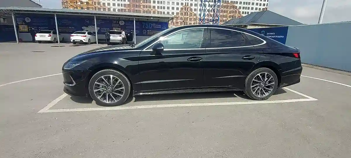 Hyundai Sonata 2022 года за 13 900 000 тг. в Шымкент