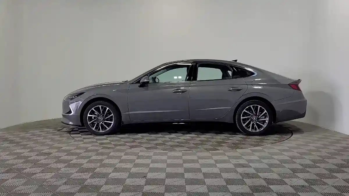 Hyundai Sonata 2022 года за 16 000 000 тг. в Алматы