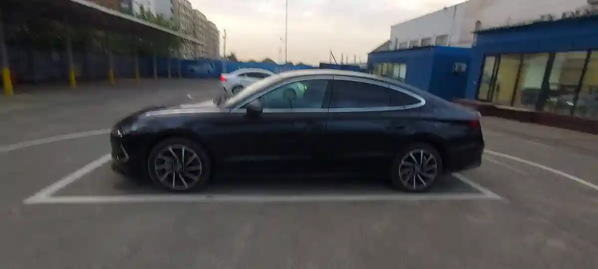 Hyundai Sonata 2023 года за 12 200 000 тг. в Алматы