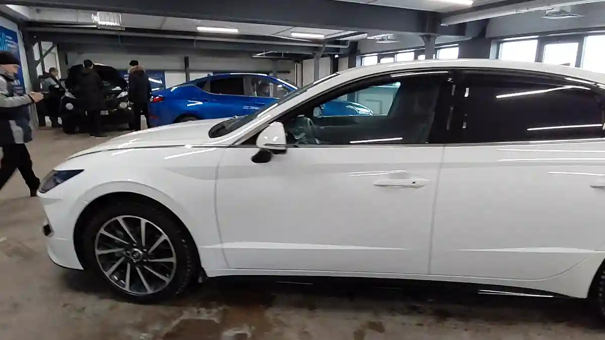 Hyundai Sonata 2023 года за 13 800 000 тг. в Астана