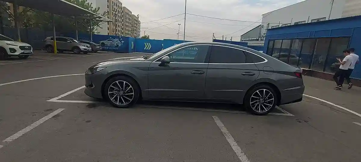 Hyundai Sonata 2023 года за 13 500 000 тг. в Алматы