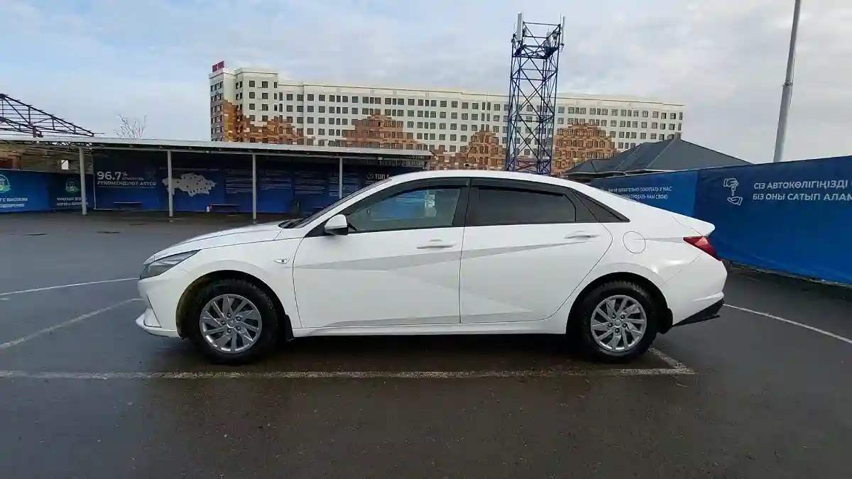 Hyundai Elantra 2021 года за 8 790 000 тг. в Шымкент