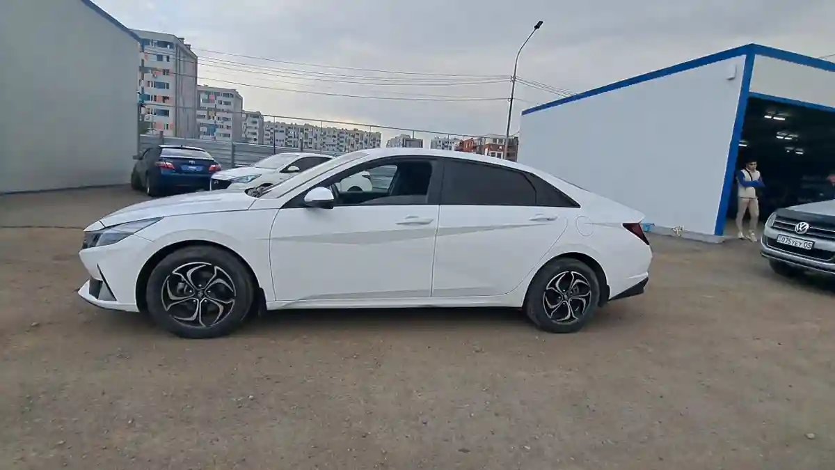 Hyundai Elantra 2020 года за 12 000 000 тг. в Алматы