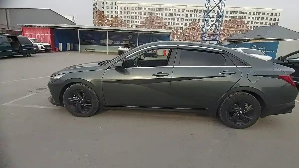 Hyundai Elantra 2021 года за 8 500 000 тг. в Шымкент