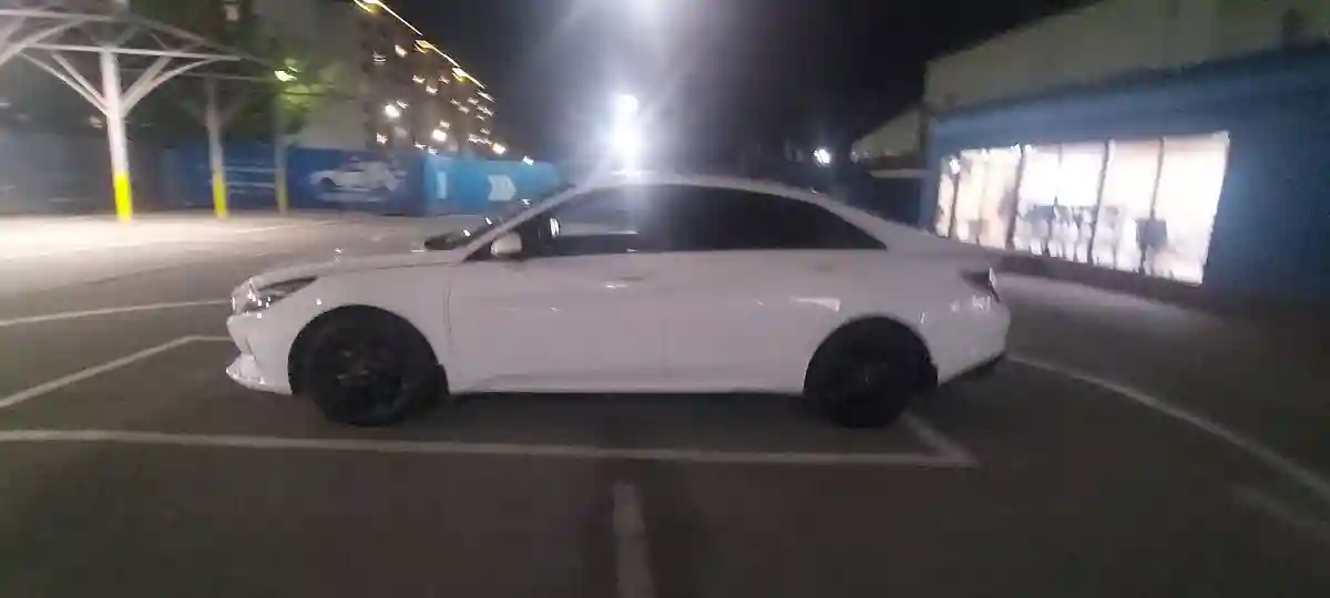 Hyundai Elantra 2021 года за 8 700 000 тг. в Алматы