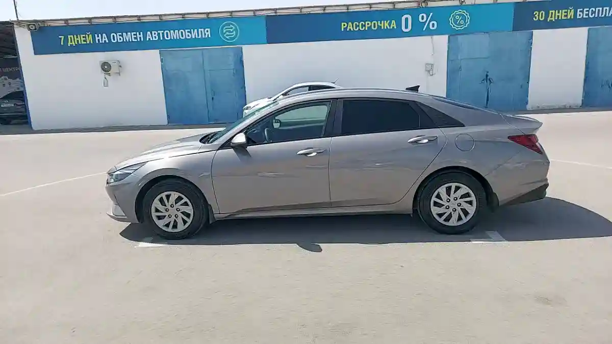 Hyundai Elantra 2021 года за 10 500 000 тг. в Актау
