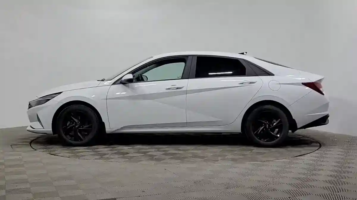 Hyundai Elantra 2021 года за 9 590 000 тг. в Алматы