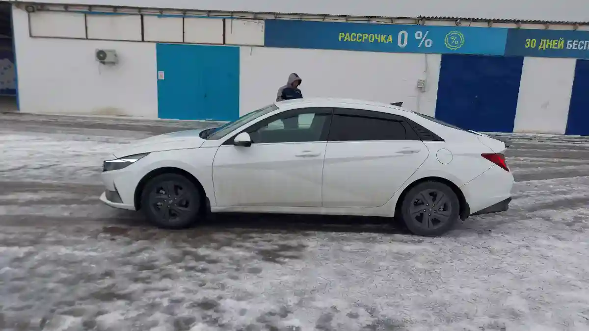 Hyundai Elantra 2021 года за 10 700 000 тг. в Актау