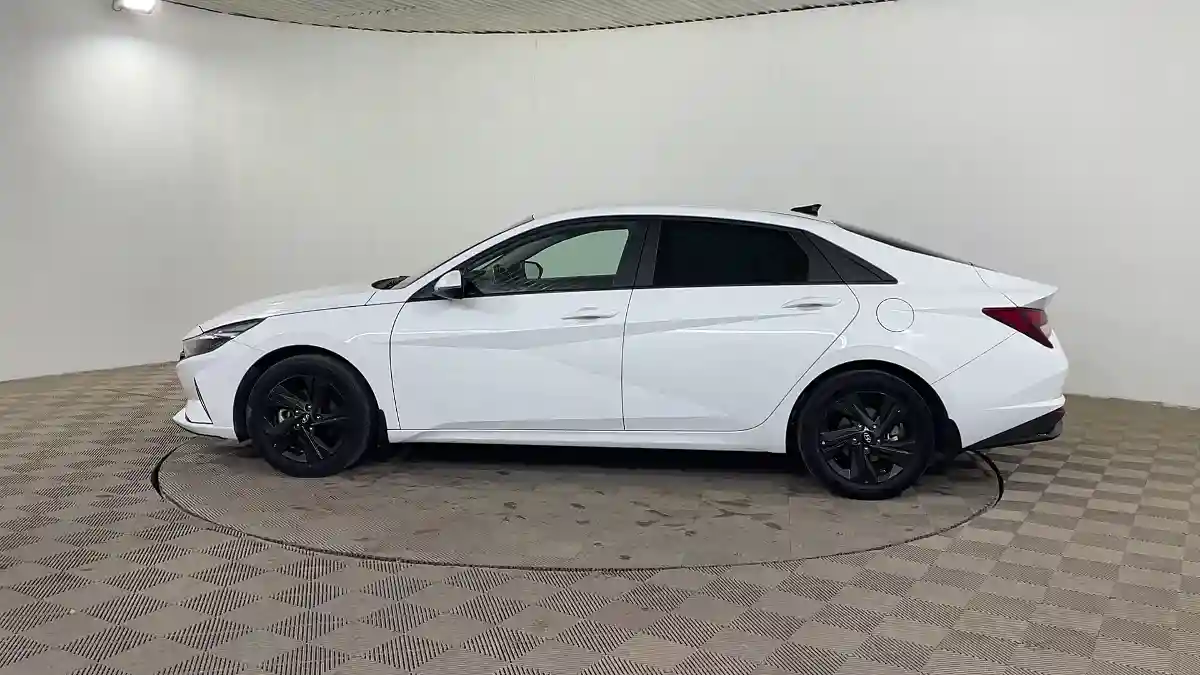 Hyundai Elantra 2021 года за 9 490 000 тг. в Шымкент