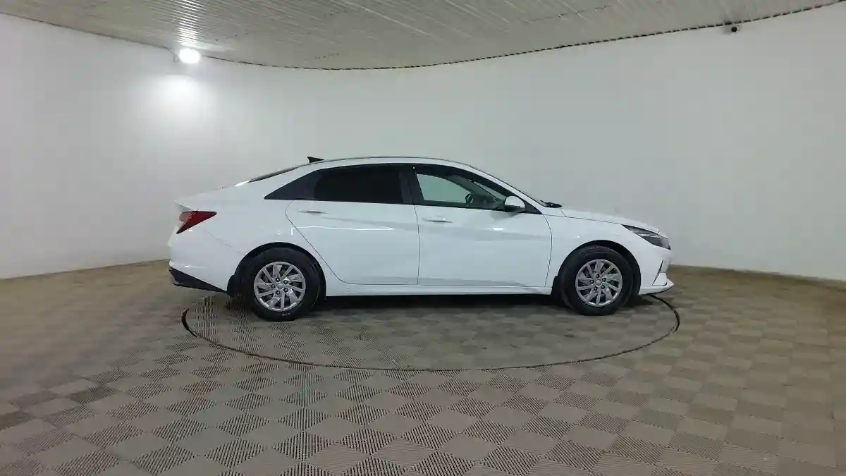 Hyundai Elantra 2021 года за 8 790 000 тг. в Шымкент