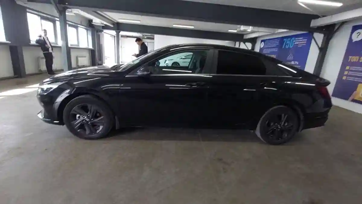 Hyundai Elantra 2022 года за 10 200 000 тг. в Астана
