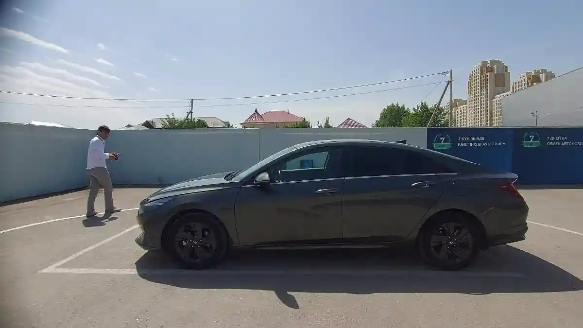 Hyundai Elantra 2022 года за 10 000 000 тг. в Шымкент