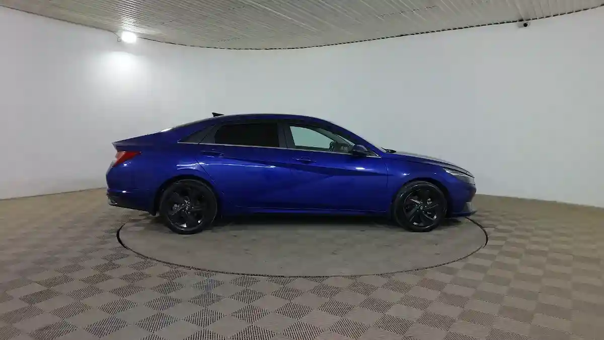 Hyundai Elantra 2022 года за 8 750 000 тг. в Шымкент