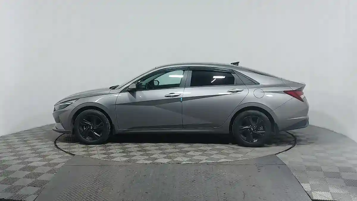 Hyundai Elantra 2023 года за 10 750 000 тг. в Астана