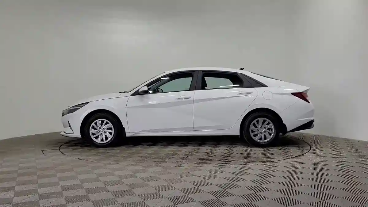 Hyundai Elantra 2023 года за 8 900 000 тг. в Алматы