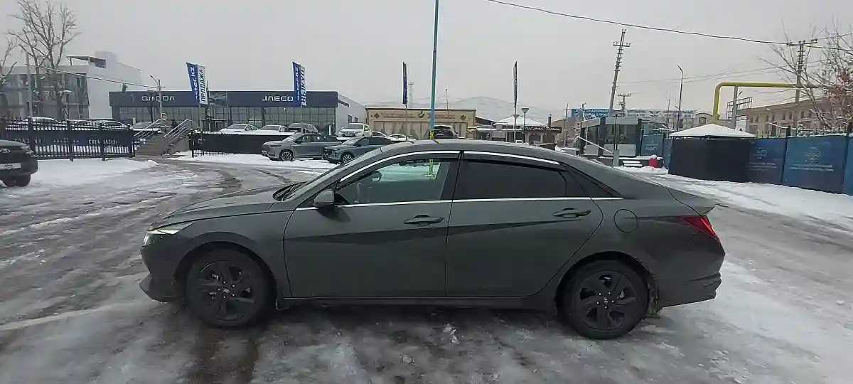 Hyundai Elantra 2023 года за 8 300 000 тг. в Алматы