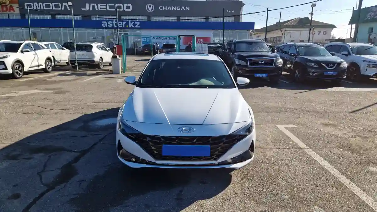 Hyundai Elantra 2023 года за 9 500 000 тг. в Талдыкорган