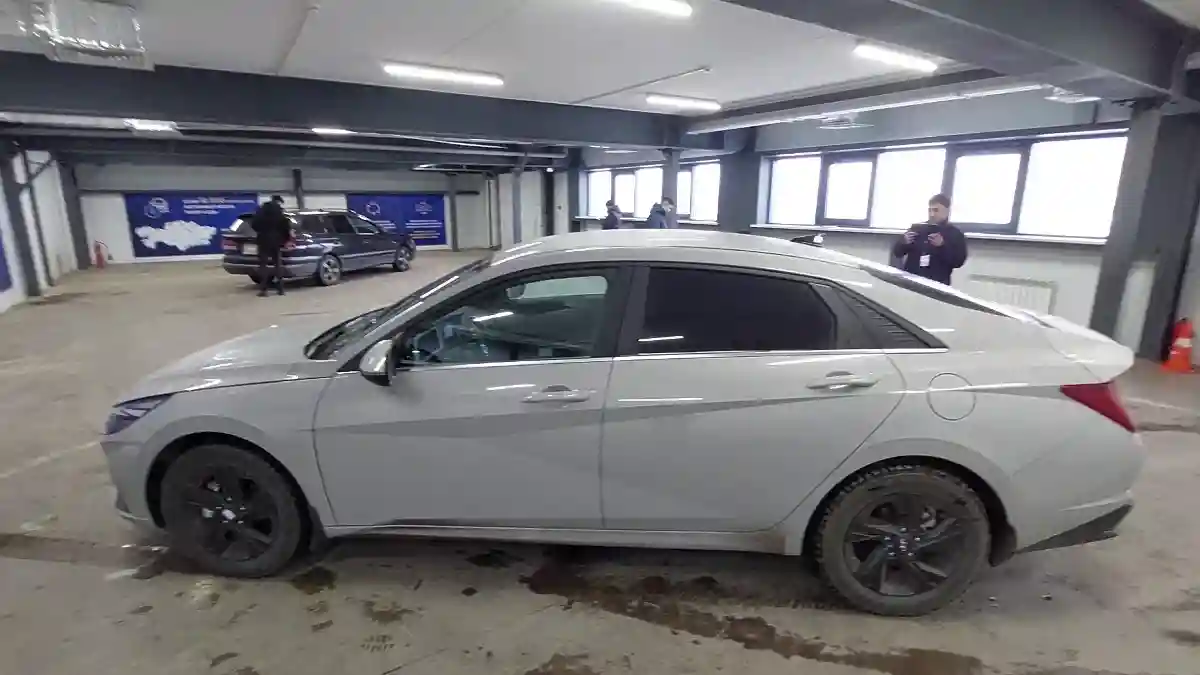 Hyundai Elantra 2023 года за 11 200 000 тг. в Астана
