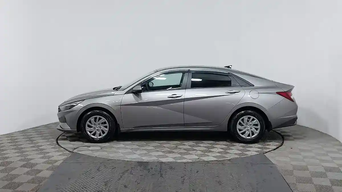 Hyundai Elantra 2023 года за 9 490 000 тг. в Астана