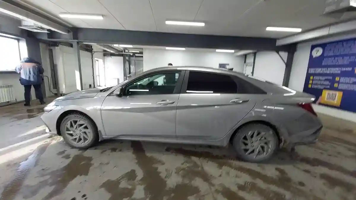 Hyundai Elantra 2023 года за 10 000 000 тг. в Астана