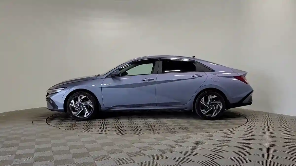 Hyundai Elantra 2023 года за 10 590 000 тг. в Алматы