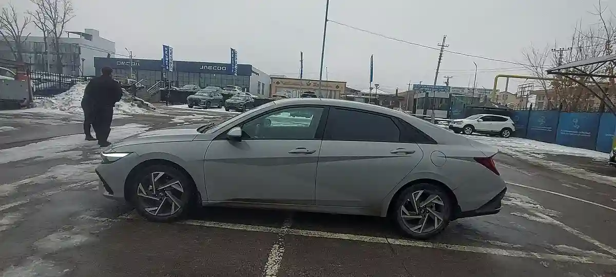 Hyundai Elantra 2024 года за 10 500 000 тг. в Алматы