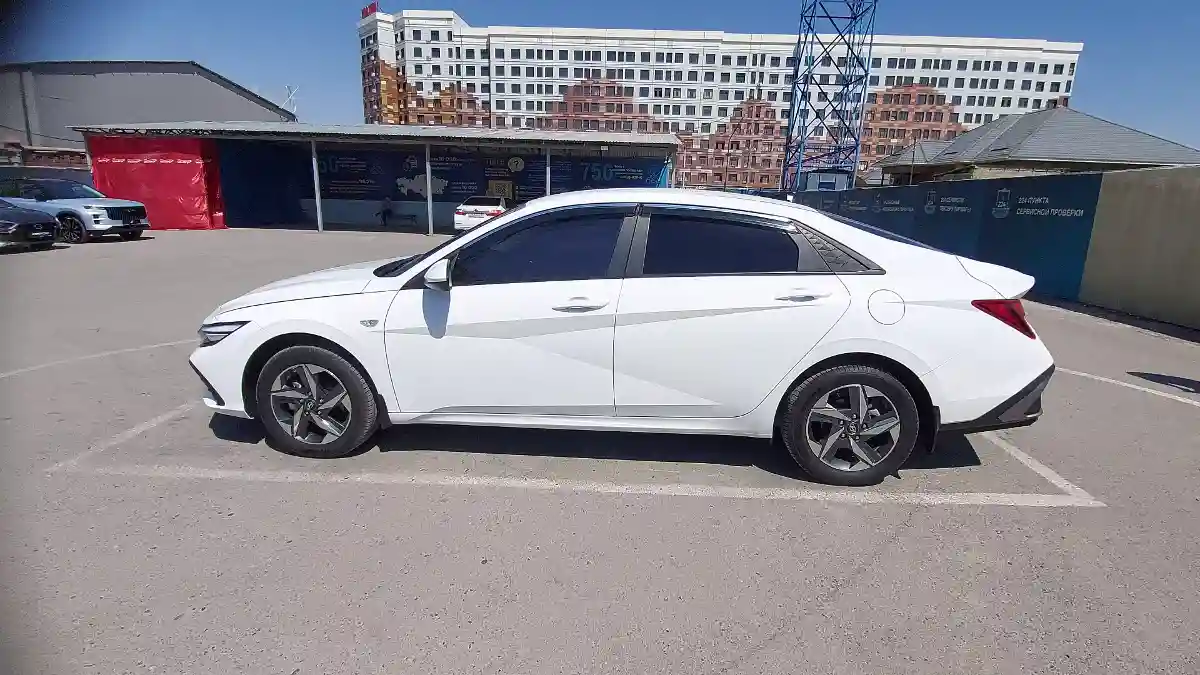 Hyundai Elantra 2024 года за 10 500 000 тг. в Шымкент