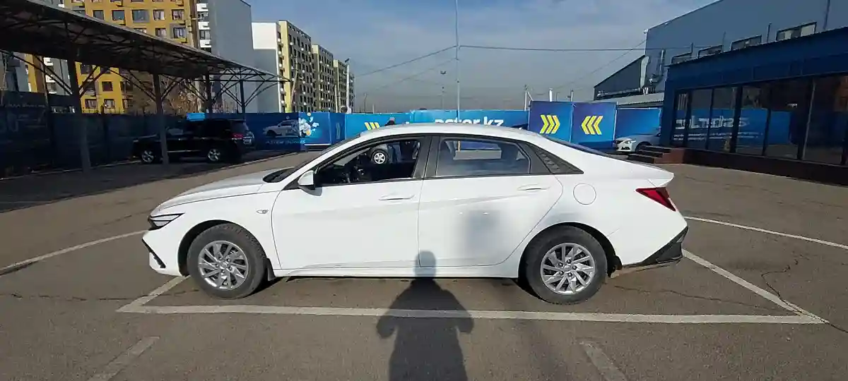 Hyundai Elantra 2024 года за 9 500 000 тг. в Алматы