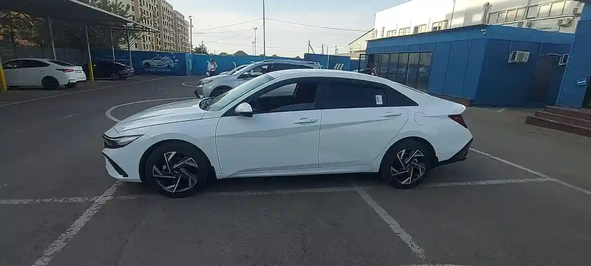 Hyundai Elantra 2024 года за 12 500 000 тг. в Алматы