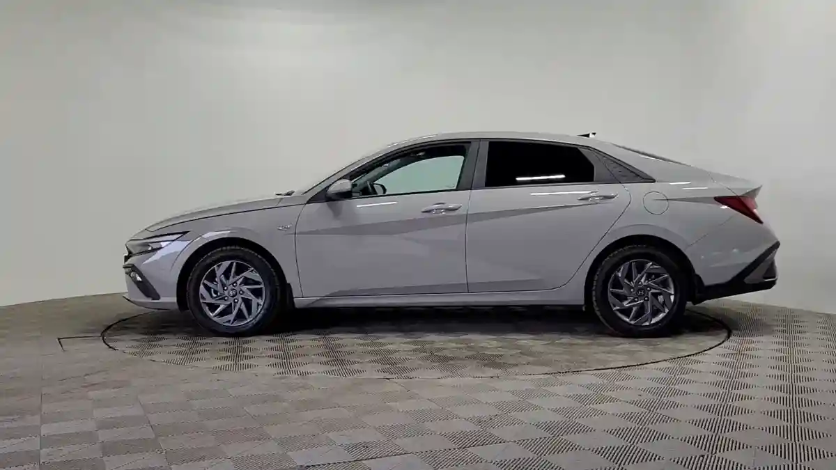 Hyundai Elantra 2024 года за 12 000 000 тг. в Алматы