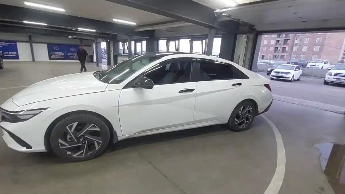 Hyundai Elantra 2025 года за 14 000 000 тг. в Астана